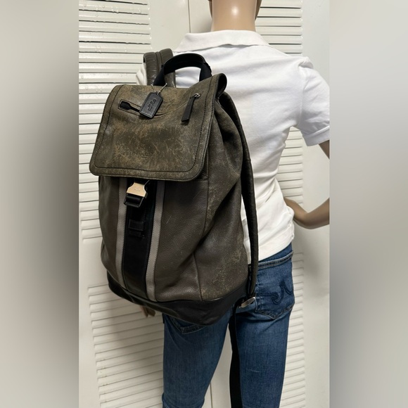 COACH HERITAGE SPORT LEATHER BACKPACK Brown/Gray/Black Distressed - Picture 2 of 14
